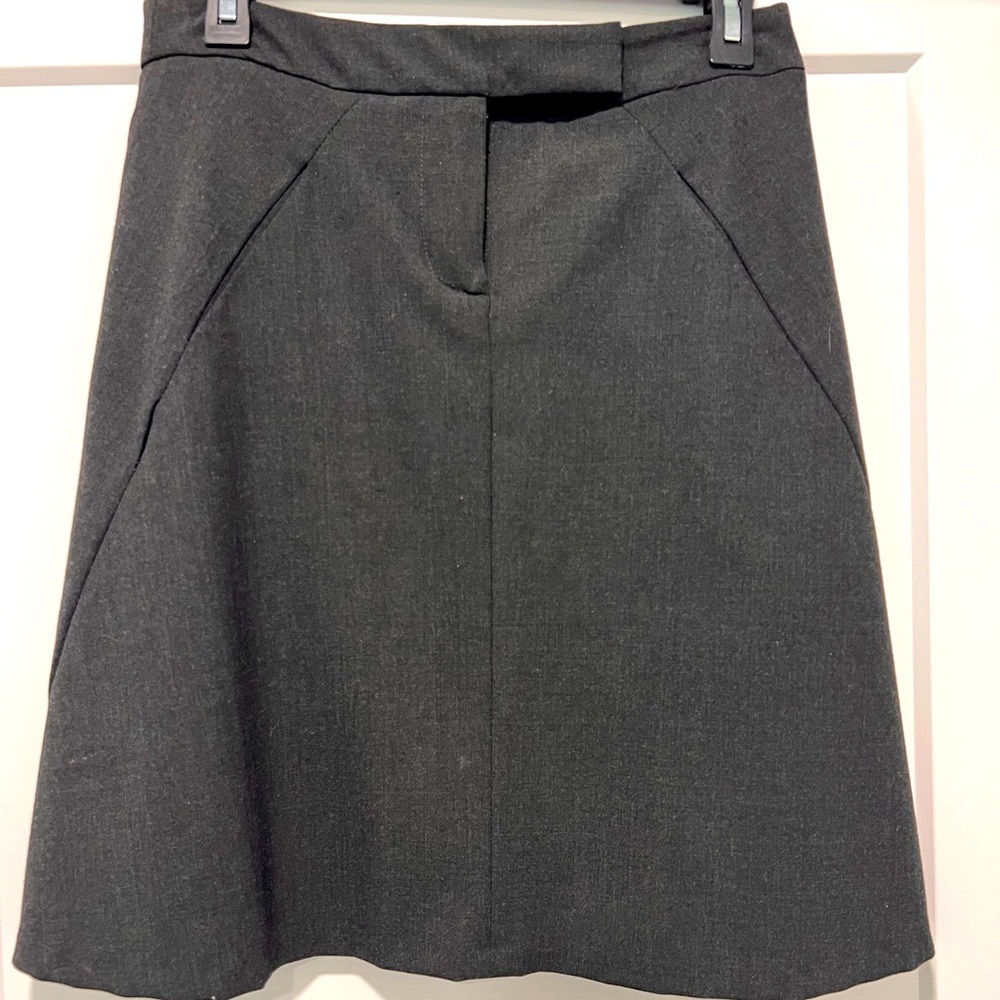 Trina Turk A-line Skirt with rear pleats, grey